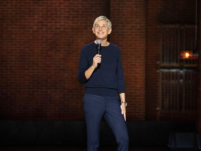 艾伦·德杰尼勒斯(Ellen DeGeneres)的Netflix新特辑没能打动前剧组工作人员:“没击中目标”;